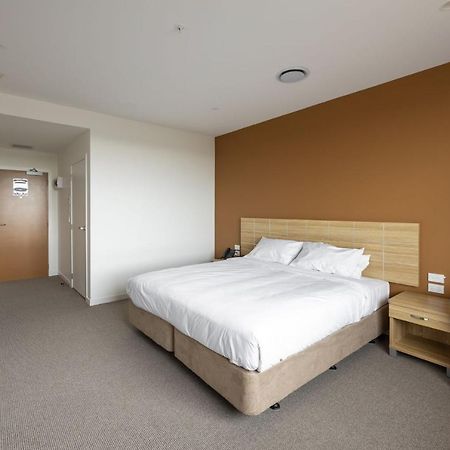 Manha Hotel Auckland Airport Extérieur photo