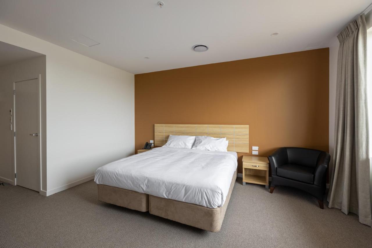 Manha Hotel Auckland Airport Extérieur photo